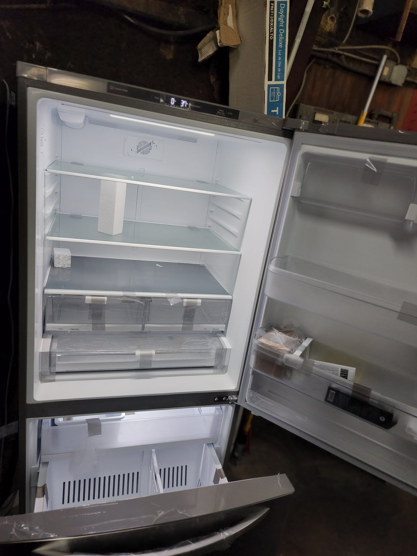LG Refrigerator- LRFWS2906D