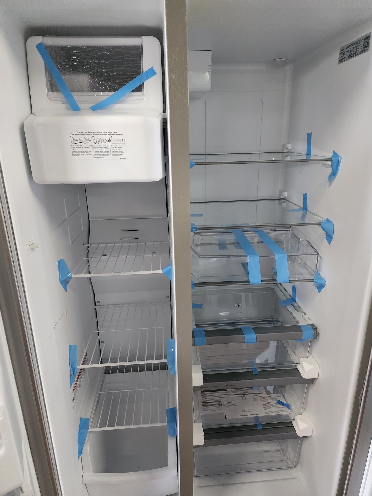 LG Refrigerator- LSXS26326S
