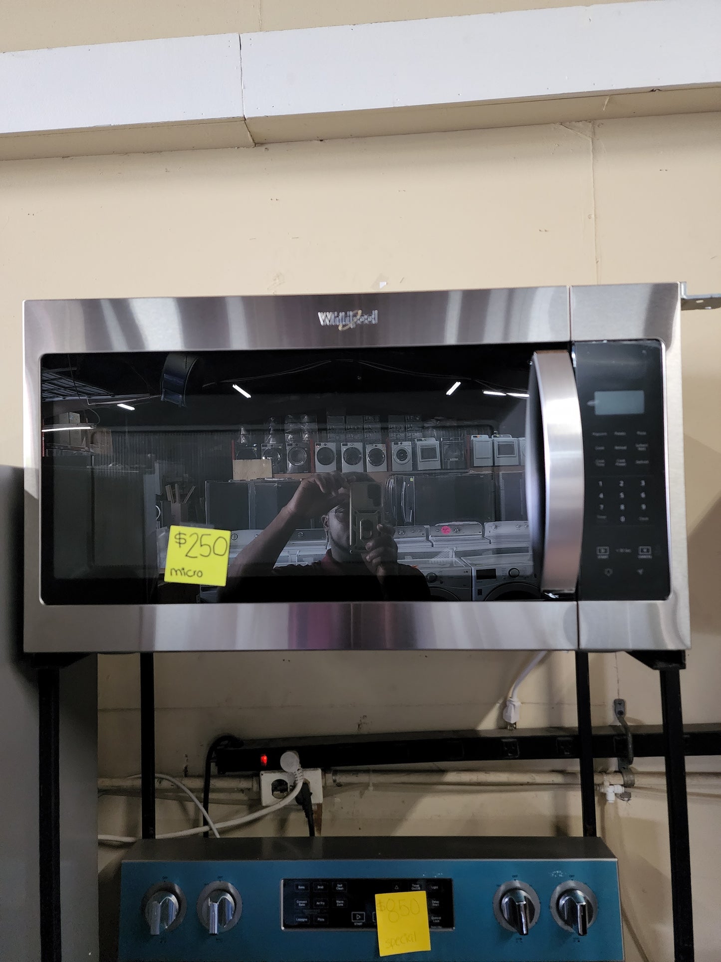 Whirlpool Microwave- WMH31017HS